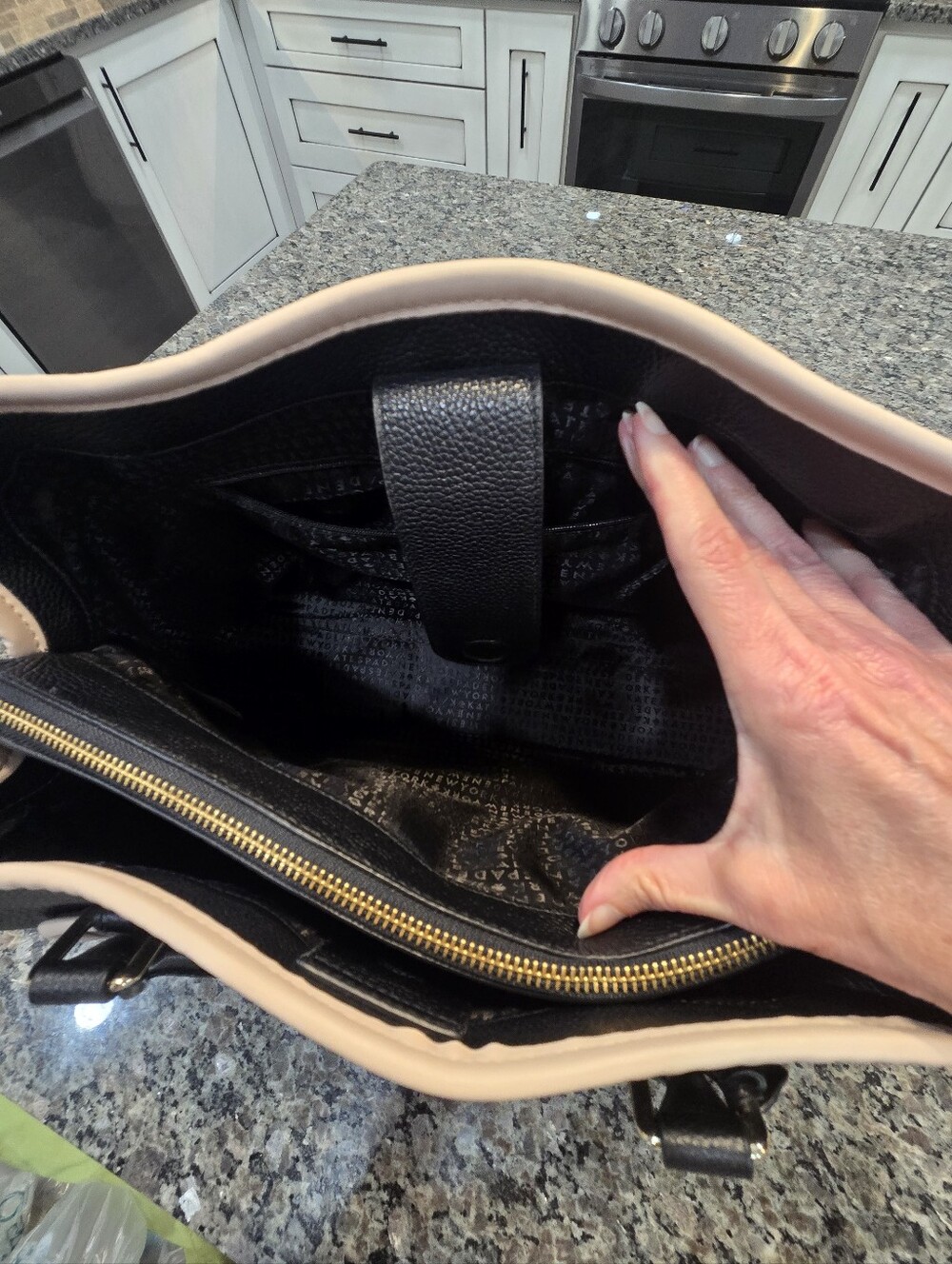 Kate Spade Ward Place Large Evangelie Tote Pebbled Leather - Picture 9 of 16